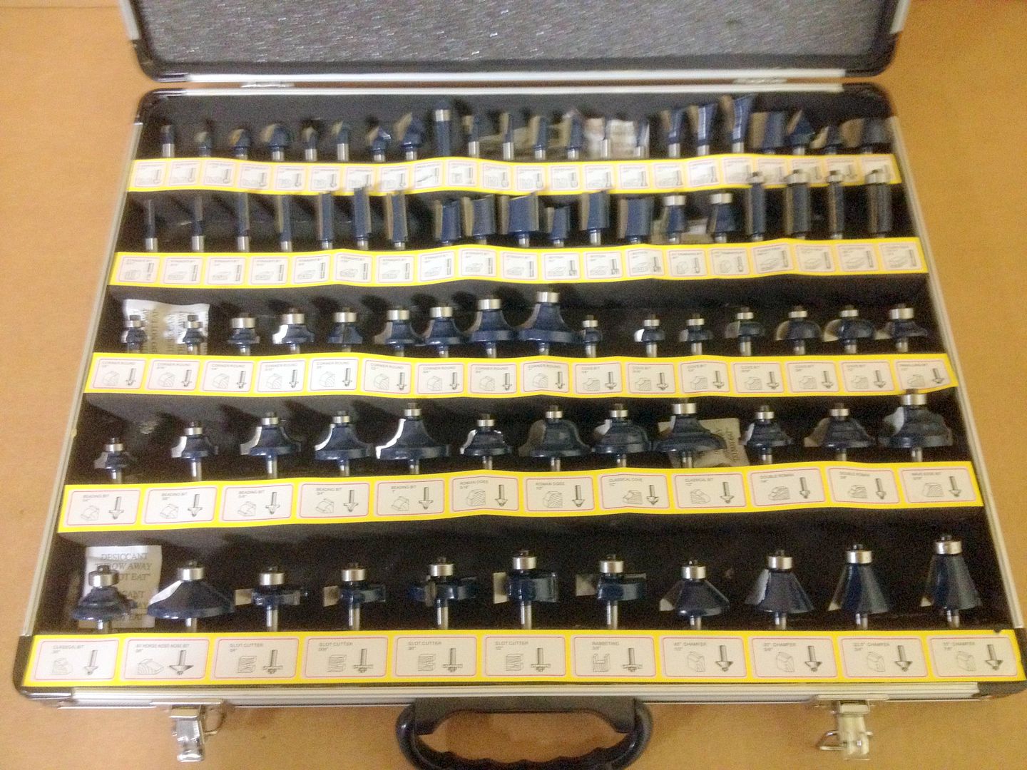 New 80pc 1/4" Shank Tungsten Carbide Router Bit Set w/CASE 2 Blade 3 Blade