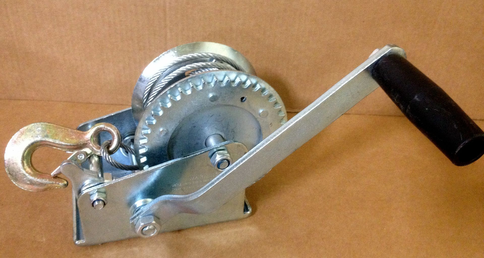 New 2000lb 1 Ton Hand Crank Steel Gear Cable Wire Winch Boat ATV