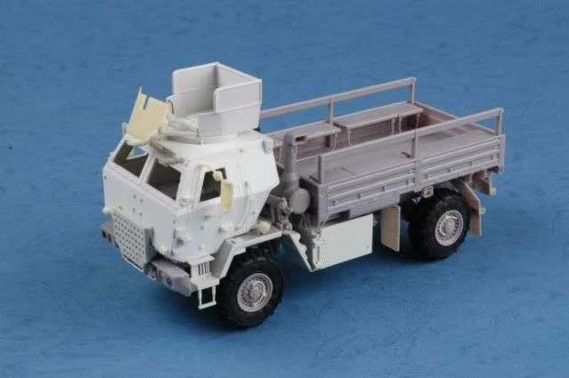 TrumpeterNew-Armored-Truck_Cab_C-1.jpg