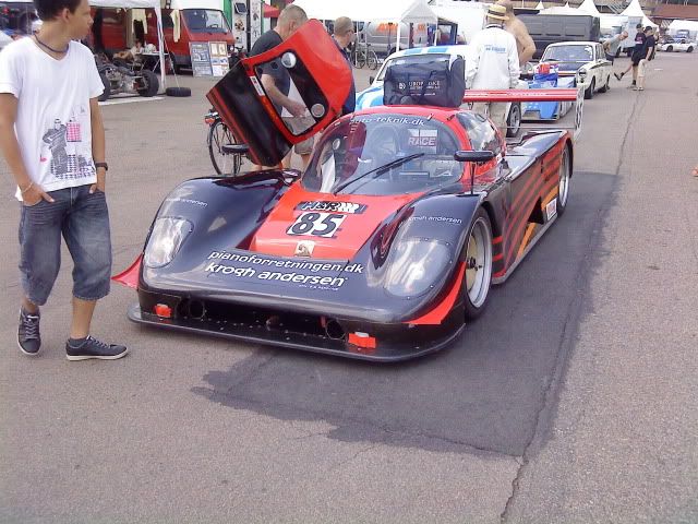 http://i446.photobucket.com/albums/qq190/bensinskalle/sportvagnsalbumet/DSC02010.jpg