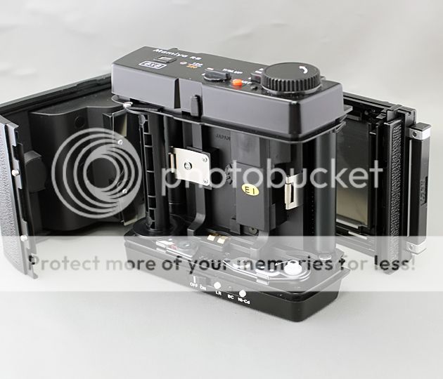   MAMIYA 6X8 POWER DRIVE ROLL FILM HOLDER FOR RB 67 WITH FOCUS SCREEN